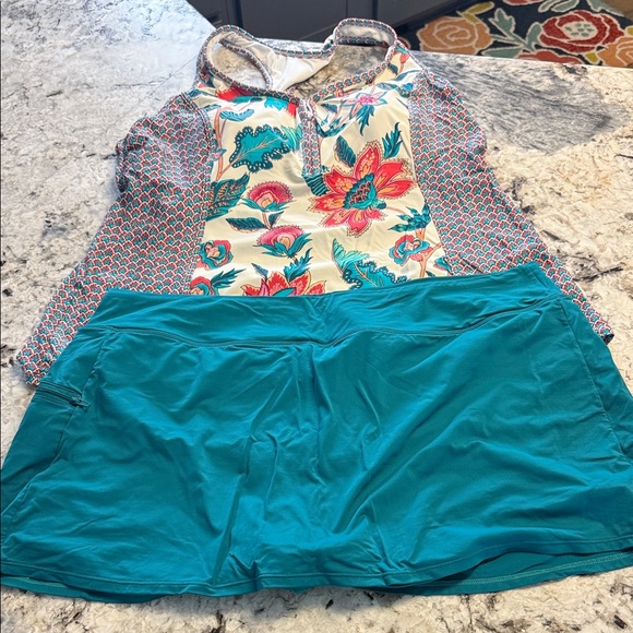 Floral Racerback SwimTop - Picture 3 of 4